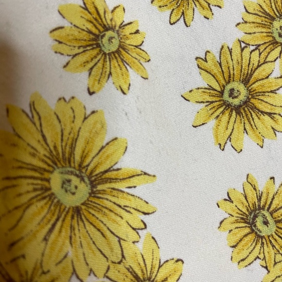 Forever 21 Fall Sunflower Button Front Skirt Size Medium - Picture 4 of 7